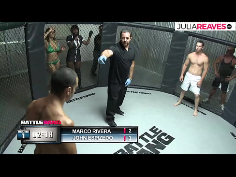 ❤️ Ultimate Fighter rast piştî şerekî di rîngê de keçikek jimare dike Porno li ku.trysex.ru