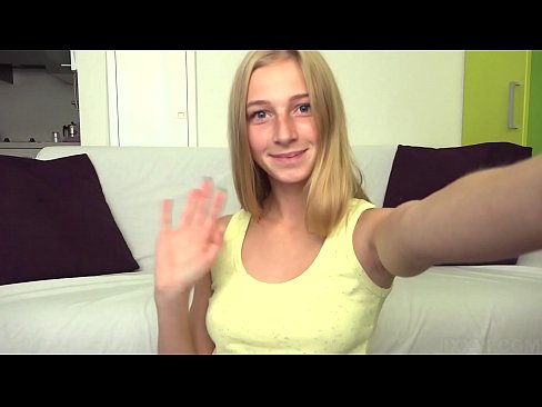 ❤️ Dema ku ez bêzar dibim ez bi tembelî pisîka xweya pembe masturbat dikim Porno li ku.trysex.ru