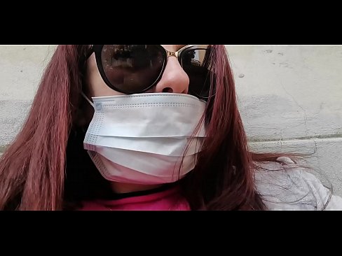 ❤️ Nicoletta heyfa xwe ji cîrana xwe hildide û di garaja wî de dişewite (Karantîna Italiantalî ya Taybet Covid19) Porno li ku.trysex.ru