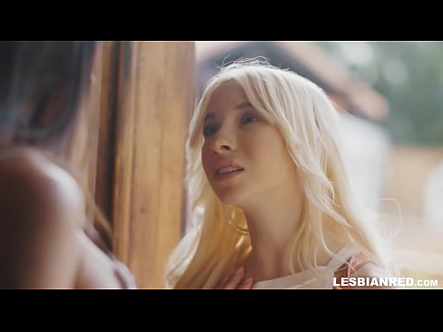 ❤️ Keçik piştî çend mehan tê malê û diqede pisîka dêya xwe dixwe Porno li ku.trysex.ru